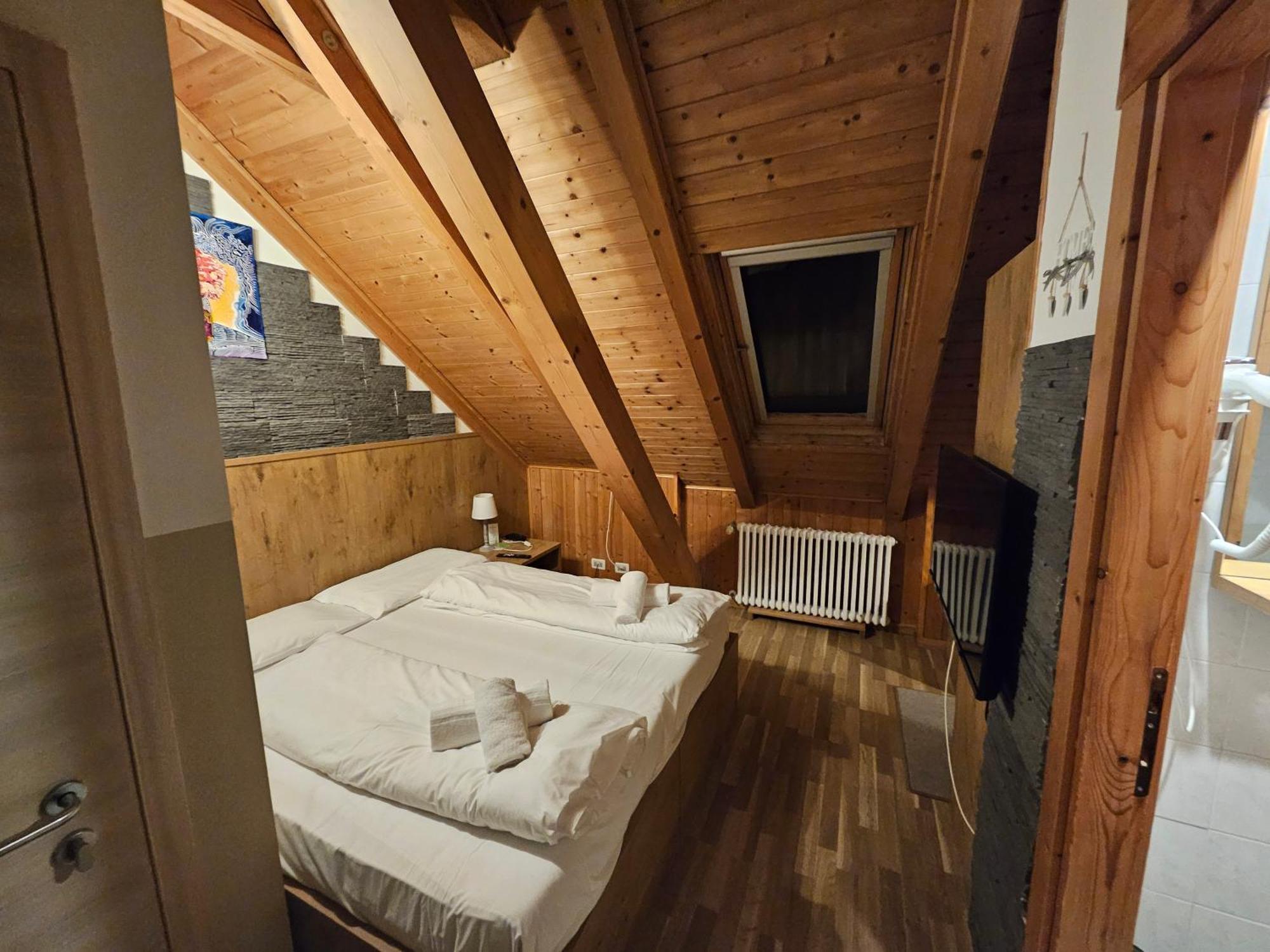 Hotel Tarvisio Four Seasons Bagian luar foto