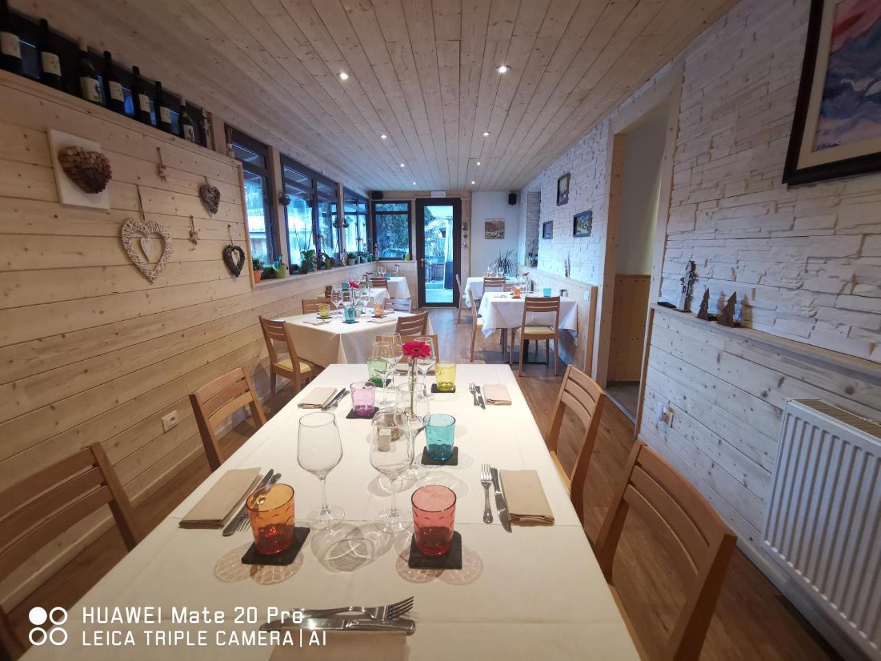 Hotel Tarvisio Four Seasons Bagian luar foto